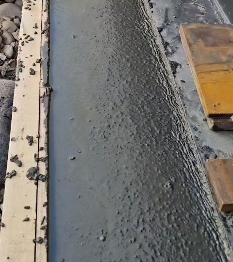 新巴尔虎右环氧砂浆的特点及施工流程​